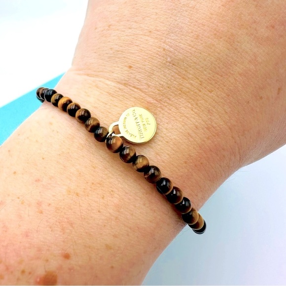 RARE Return to Tiffany & Co 18K Yellow Gold Tigers Eye Bracelet 7” Packaging - Picture 12 of 15